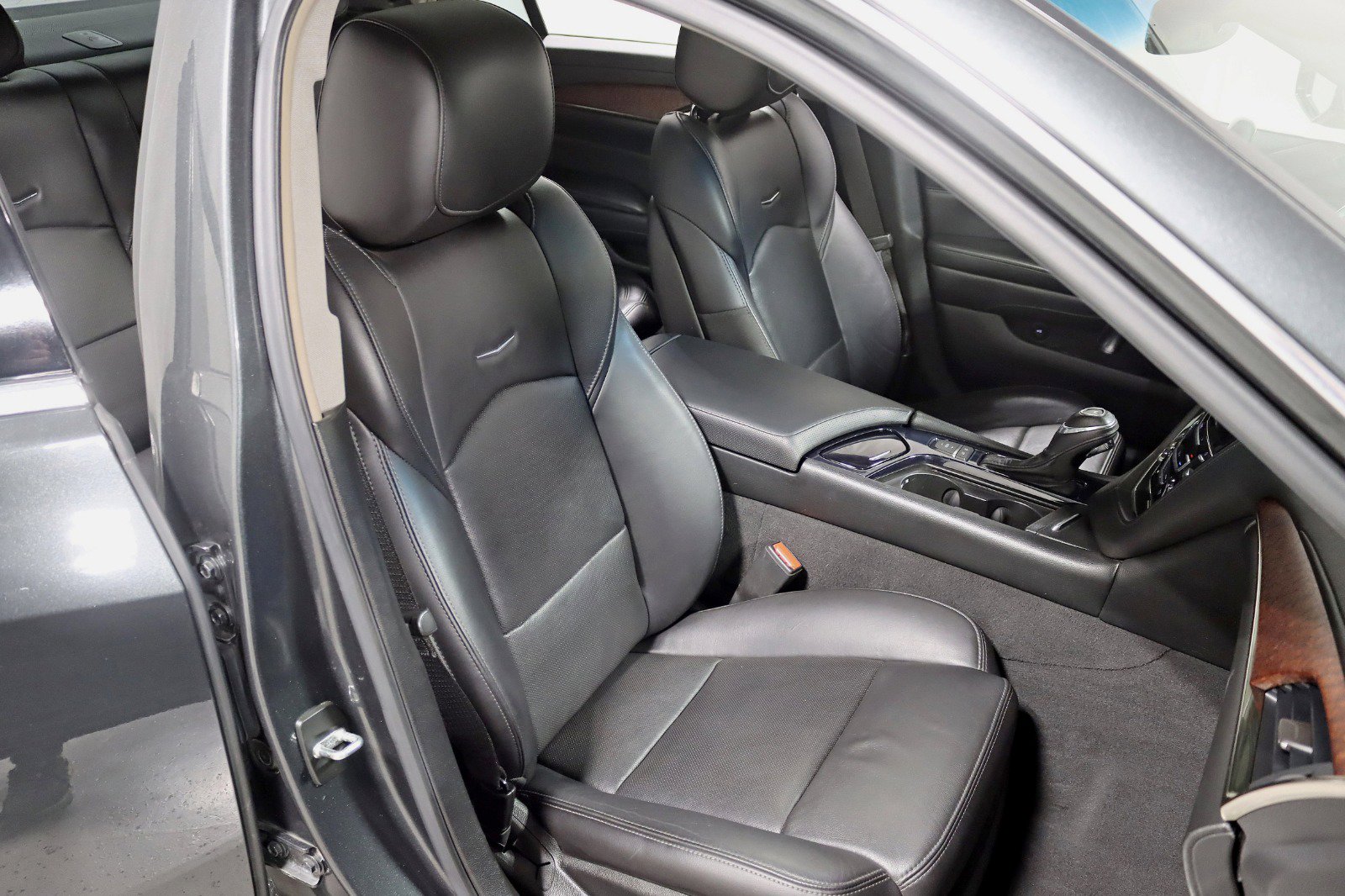 Used 2017 Cadillac CTS Luxury image 24