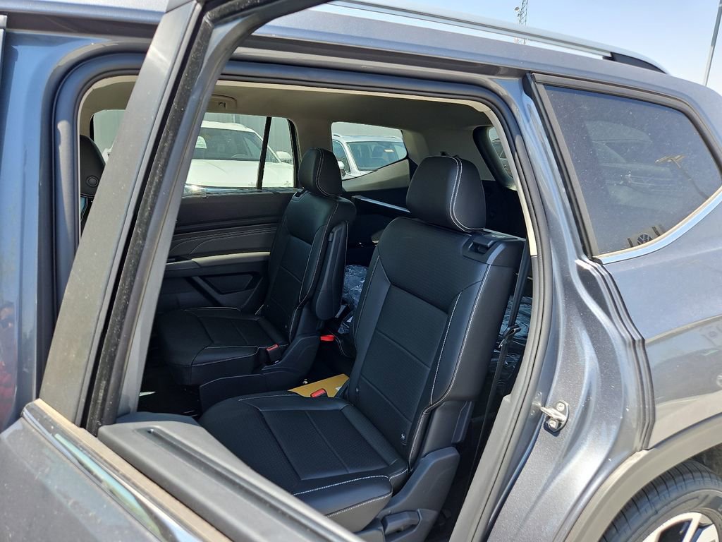 Used 2023 Volkswagen Atlas SEL image 16