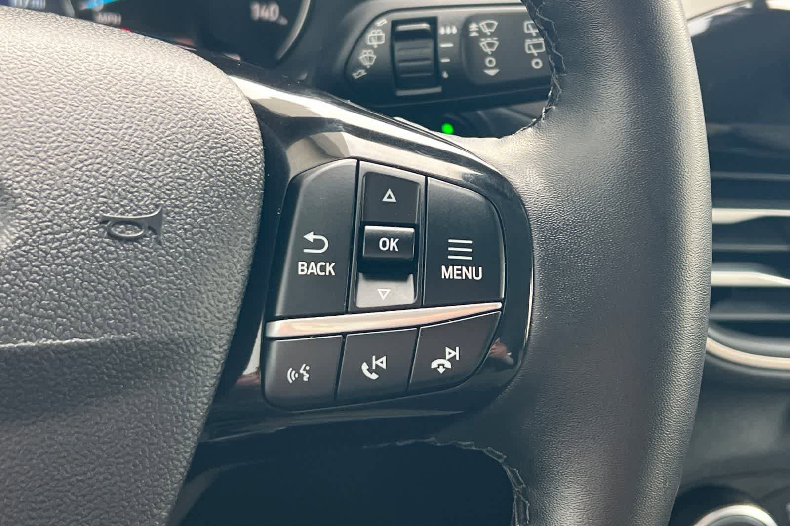 Used 2022 Ford Escape SE w/ Convenience Package image 30
