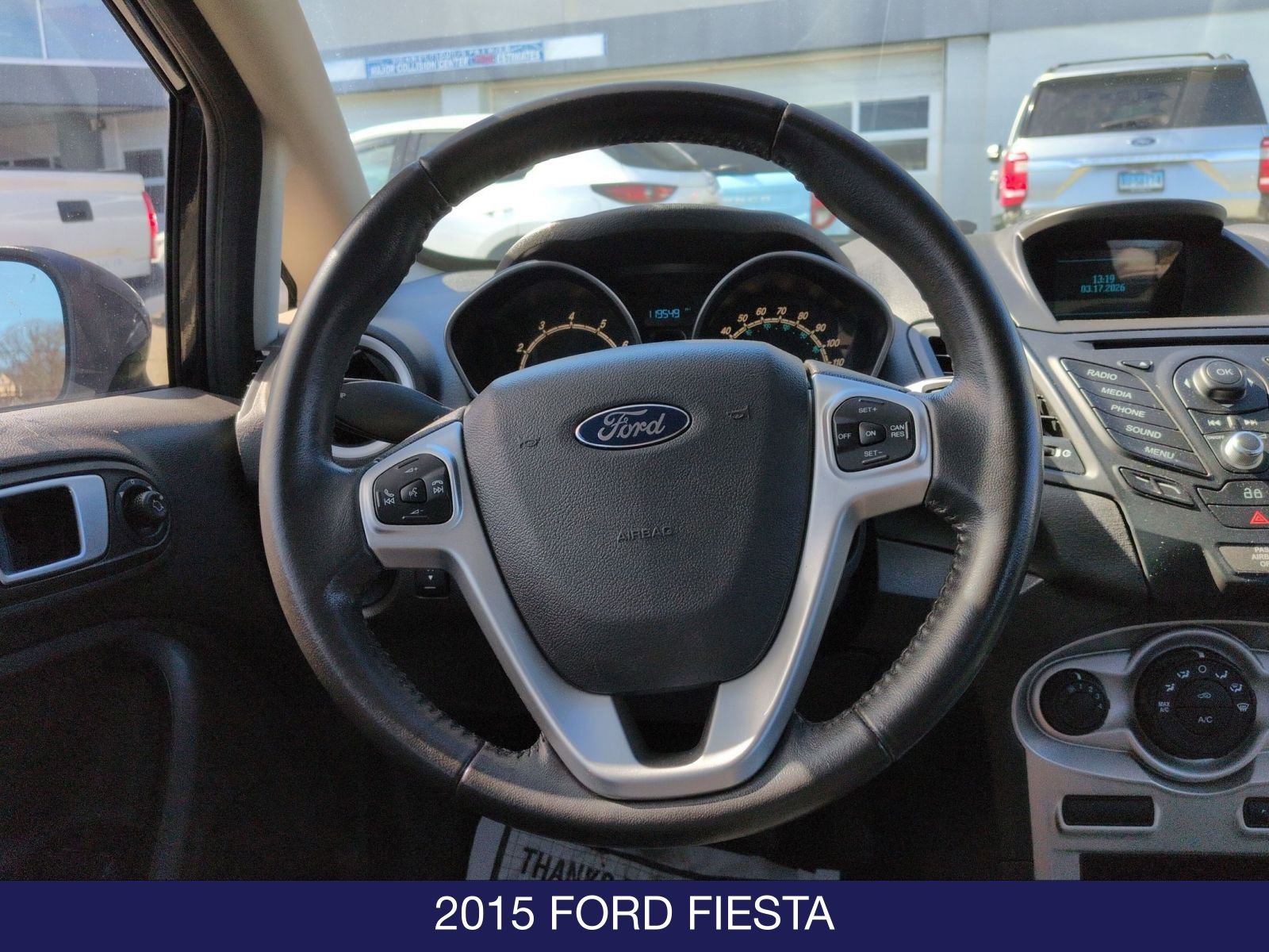 Used 2015 Ford Fiesta SE image 14