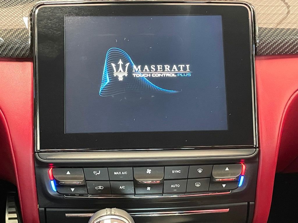 Used 2018 Maserati Quattroporte S GranSport Q4 AWD/4WD image 30