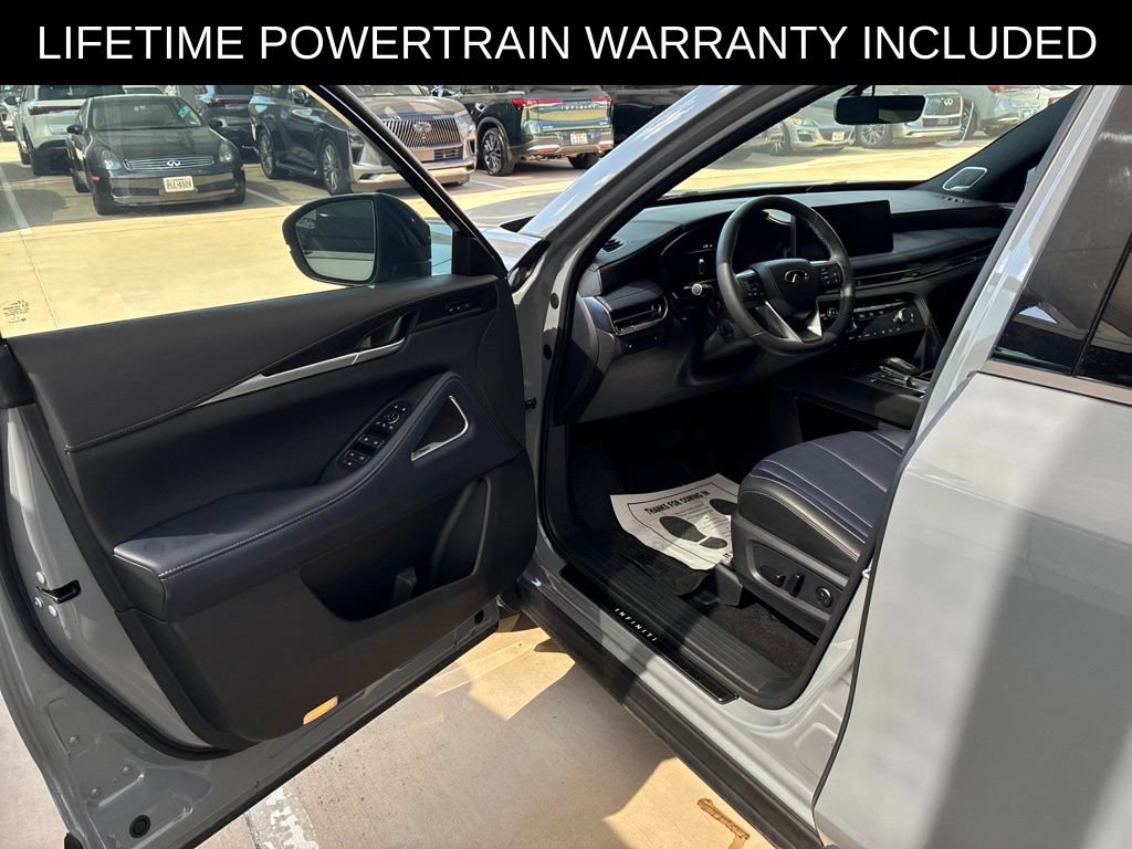Certified 2026 INFINITI QX60 Sport w/ Dark Cargo Package AWD/4WD image 6