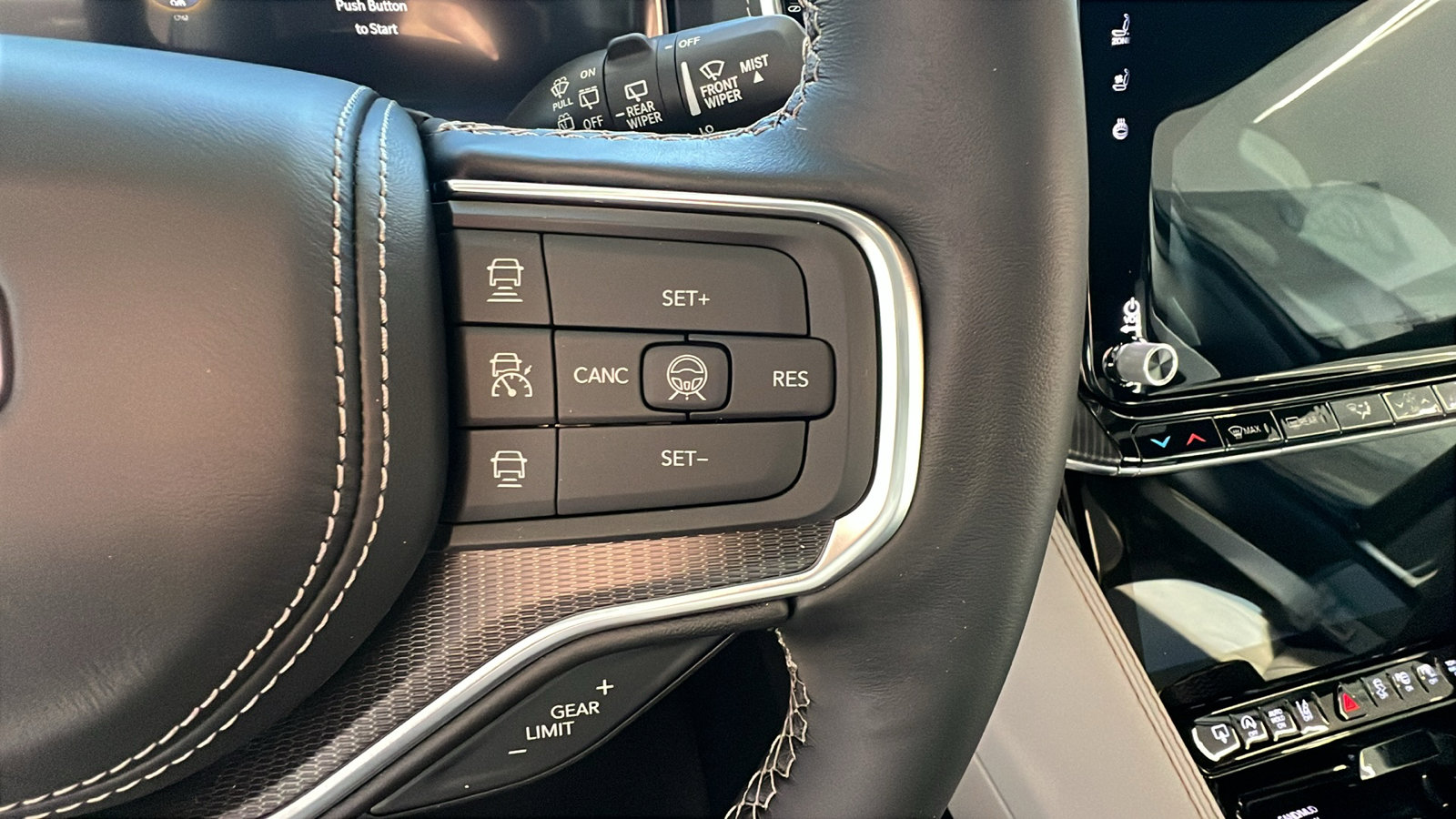 New 2026 Jeep Grand Wagoneer Summit image 24