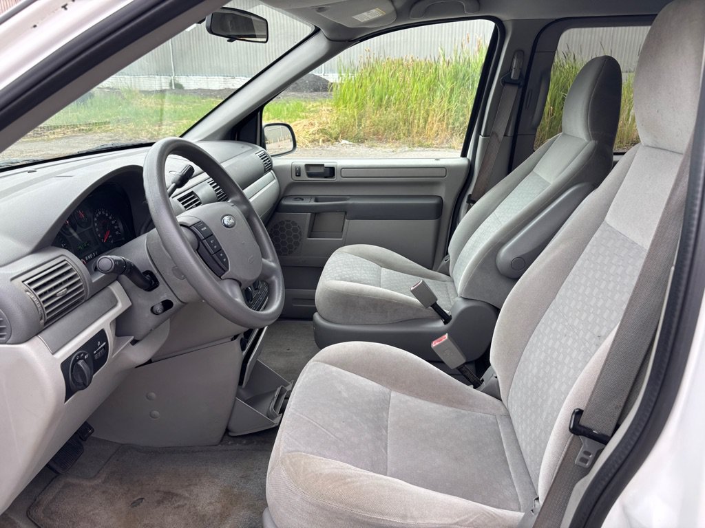 Used 2006 Ford Freestar SE FWD image 9