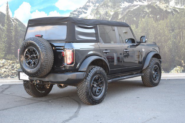 Used 2023 Ford Bronco Wildtrak AWD/4WD image 3