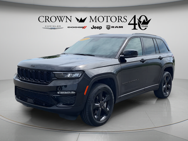 Used 2024 Jeep Grand Cherokee Limited w/ Luxury Tech Group II AWD/4WD image 1