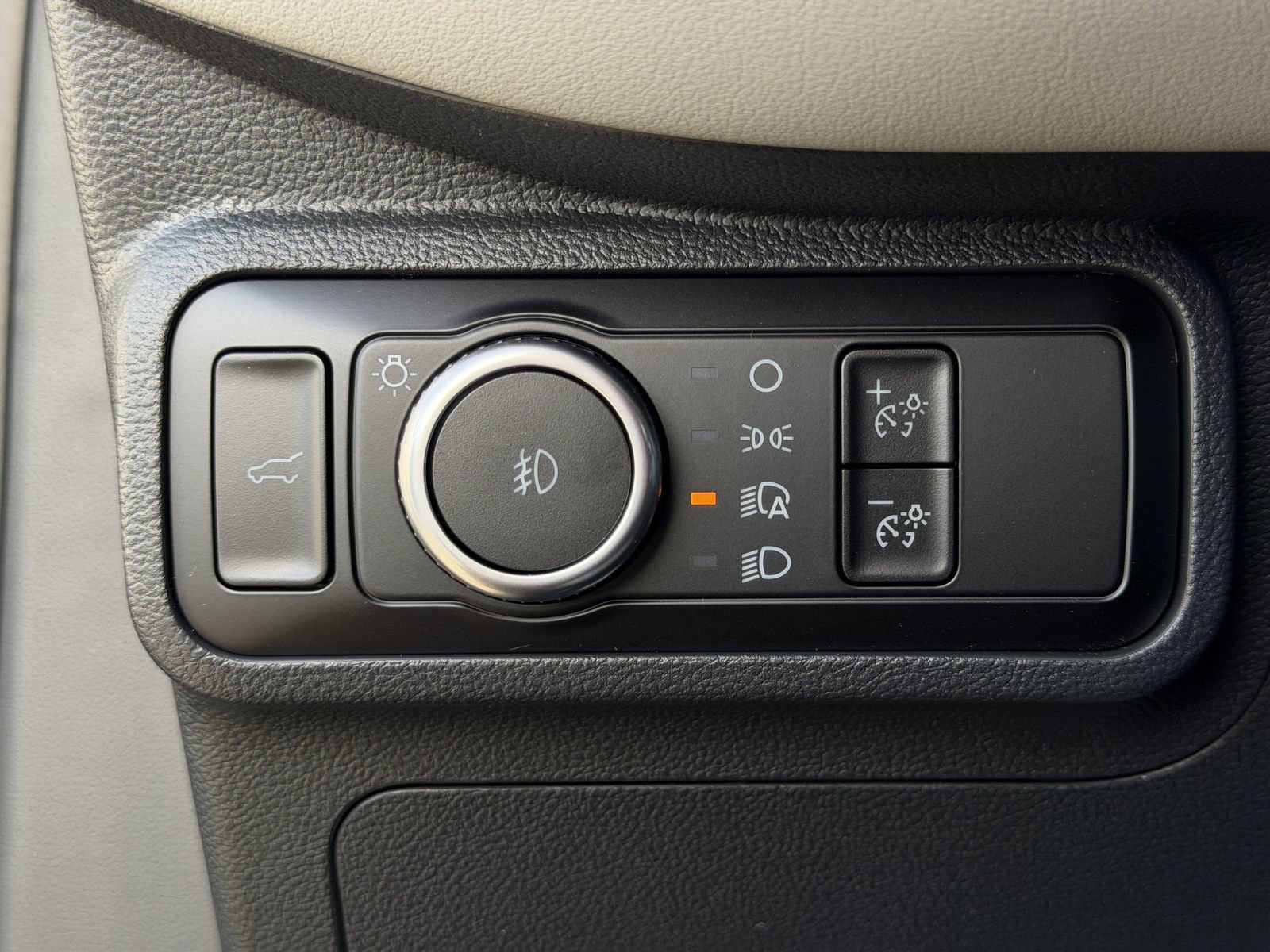 New 2026 Ford Explorer Active w/ Active Comfort Package RWD image 19