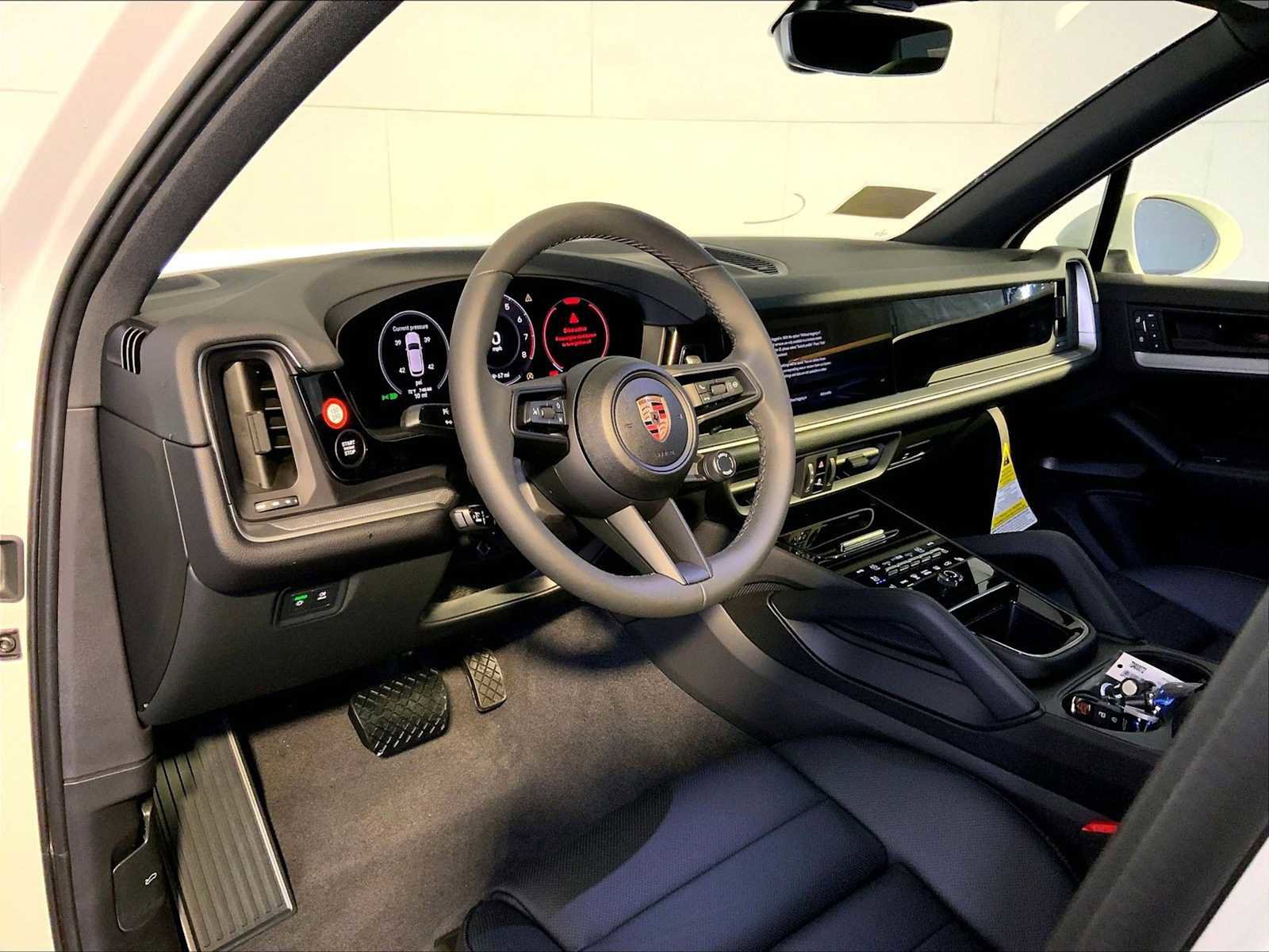 New 2026 Porsche Cayenne image 4