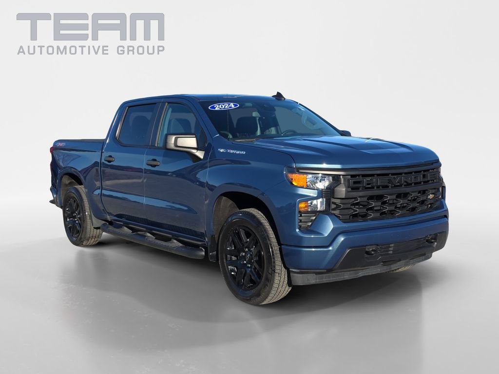 Used 2024 Chevrolet Silverado 1500 Custom image 1