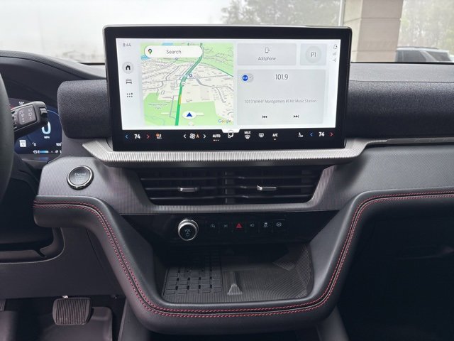 Used 2025 Ford Explorer ST-Line w/ Premium Package image 18