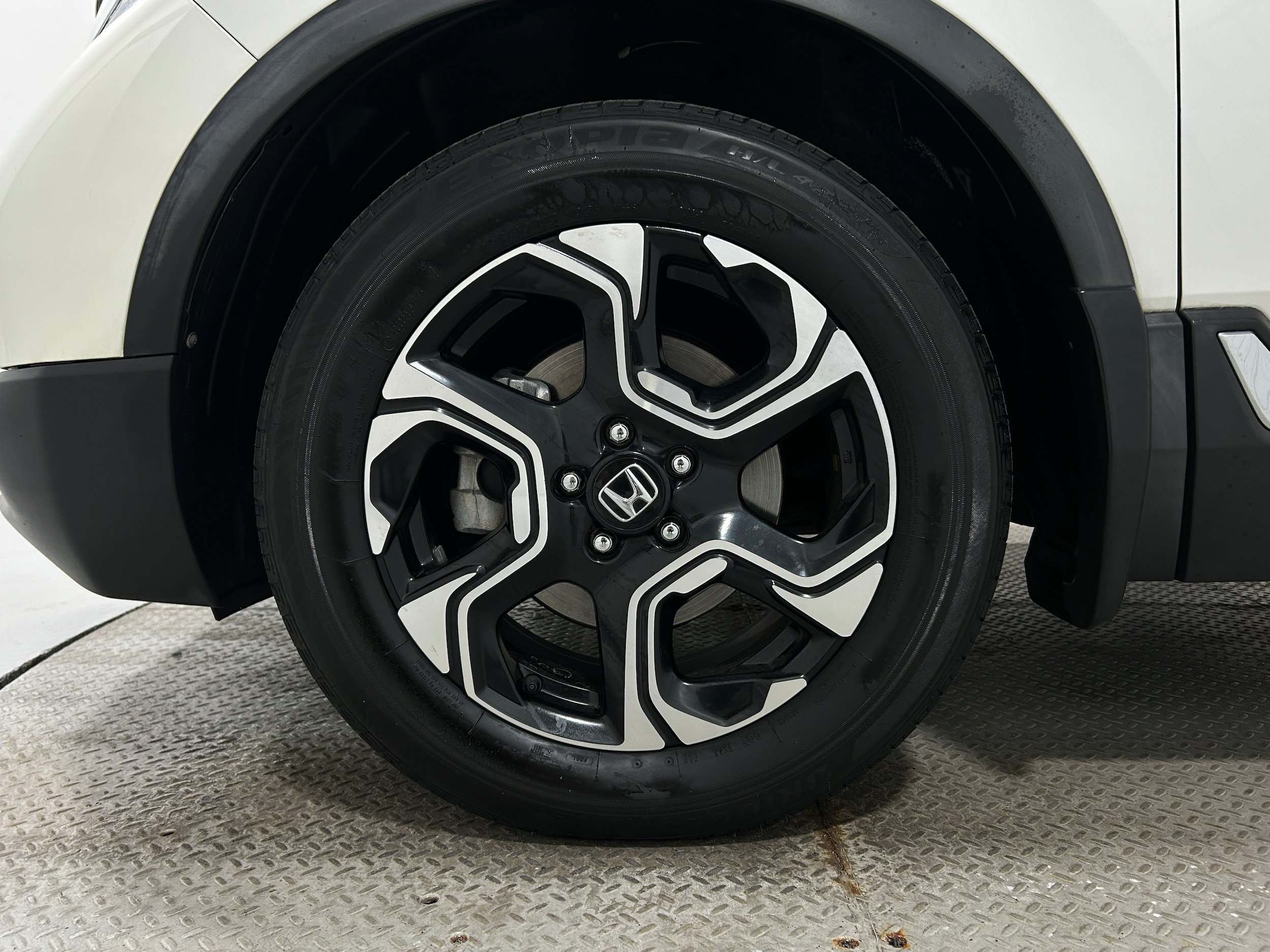 Used 2018 Honda CR-V Touring image 37