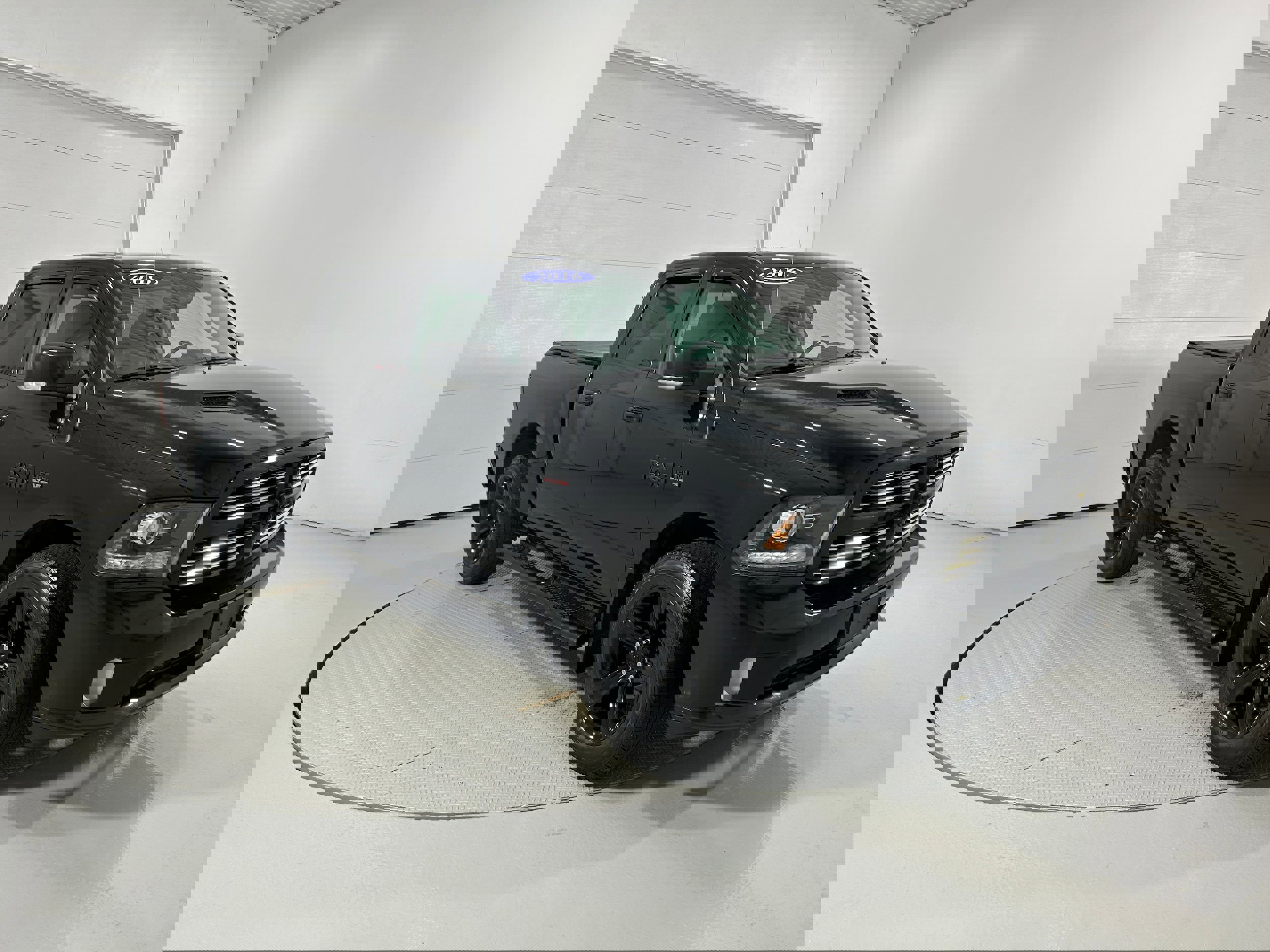 Used 2016 RAM 1500 Sport w/ Black Ram 1500 Sport Group image 2