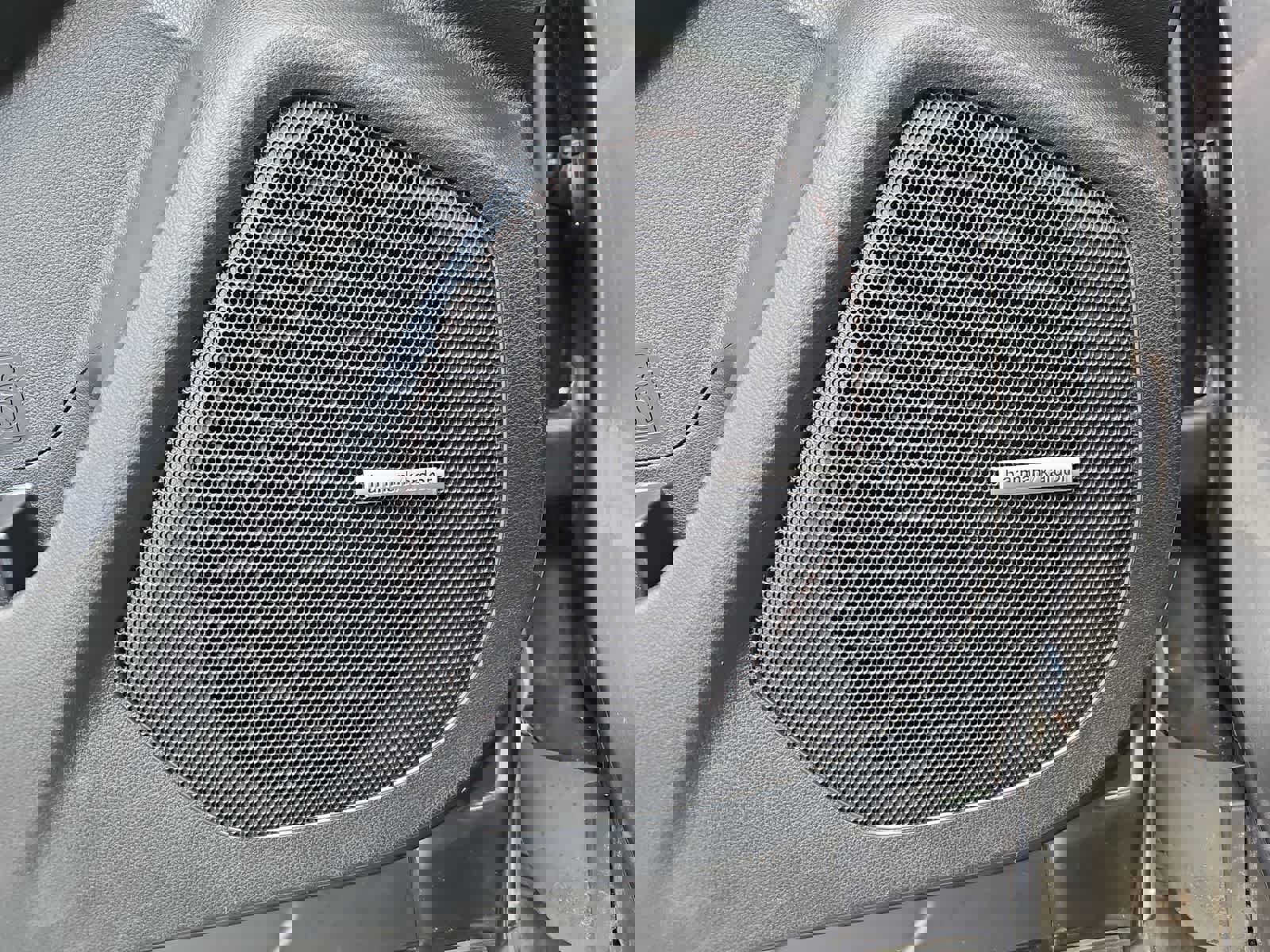 Used 2020 Subaru Ascent Limited w/ Technology Package image 31