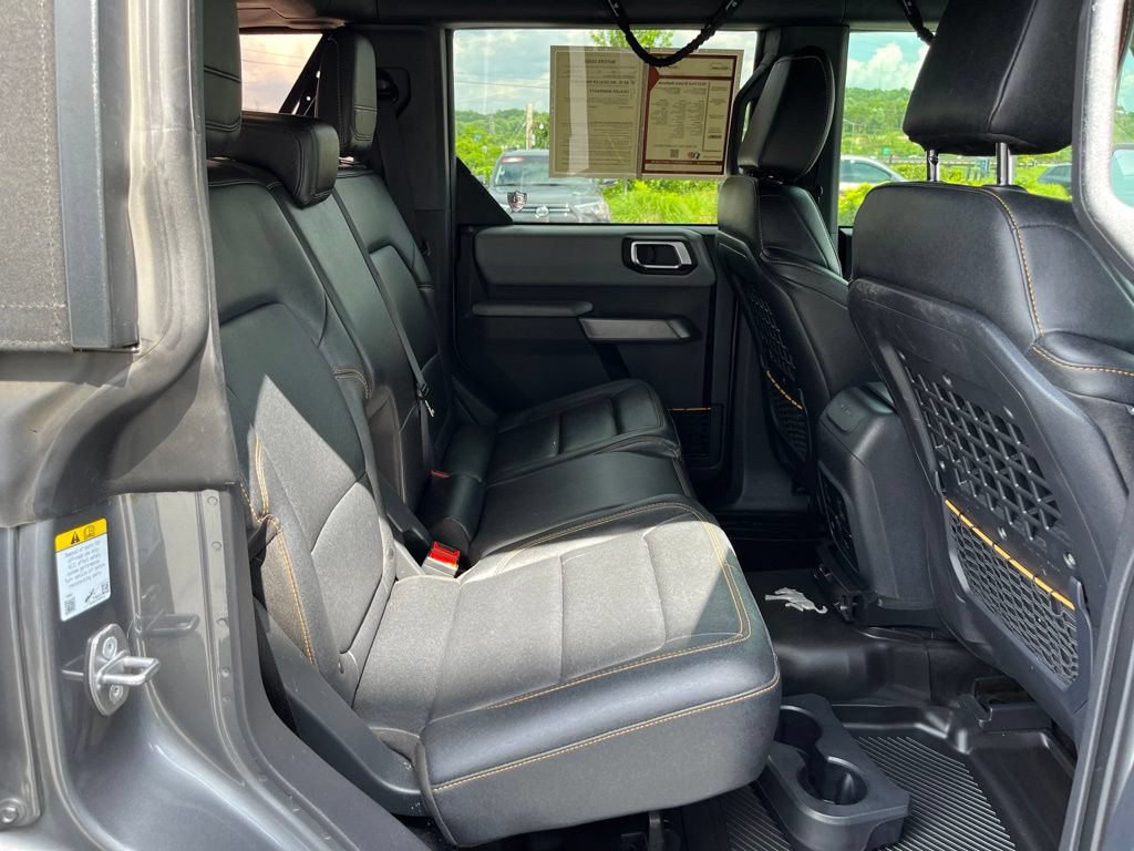 Used 2023 Ford Bronco Badlands w/ Sasquatch Package AWD/4WD image 21