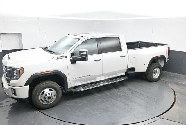 Used 2020 GMC Sierra 3500 Denali w/ Denali Ultimate Package image 40