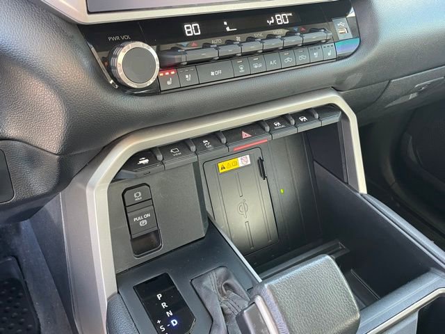 Used 2023 Toyota Tundra Limited image 25