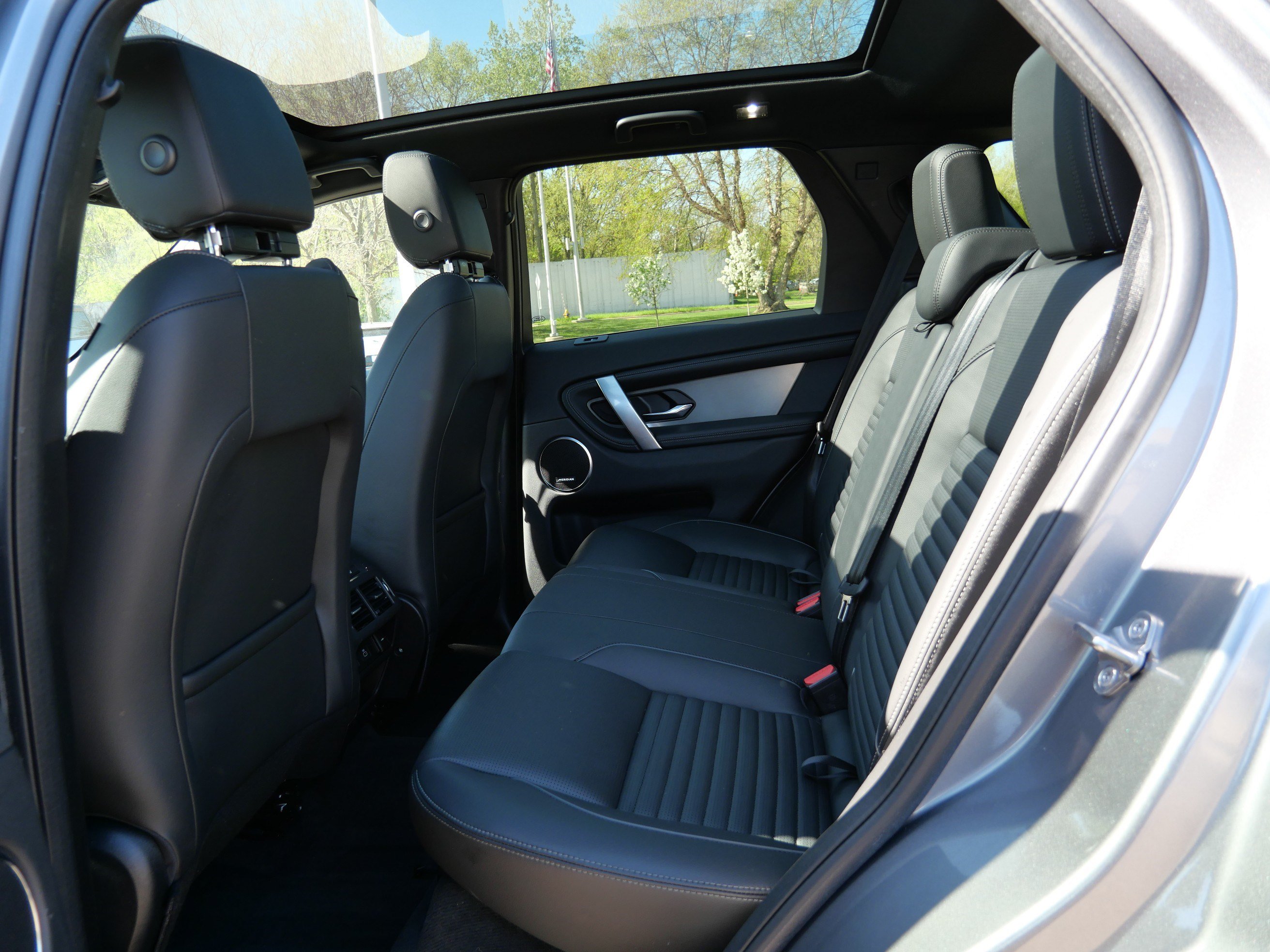 Used 2024 Land Rover Discovery Sport Dynamic SE AWD/4WD image 14