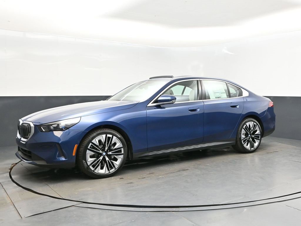 New 2026 BMW 530i w/ Premium Package image 3
