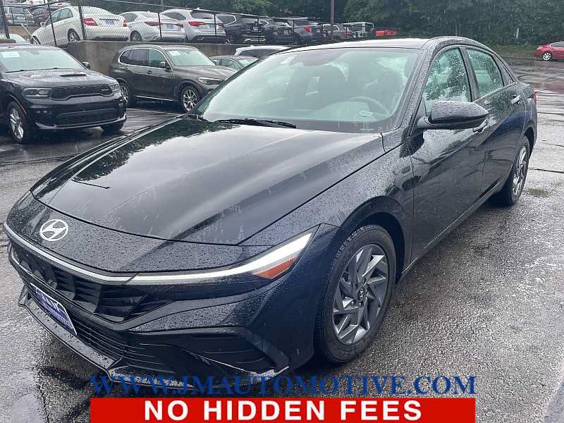 Used 2024 Hyundai Elantra SEL FWD video 1