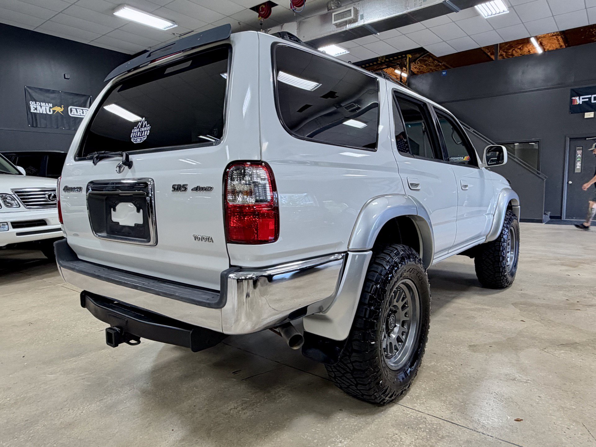 Used 2002 Toyota 4Runner SR5 w/ Upgrade Value Pkg 2 AWD/4WD image 8