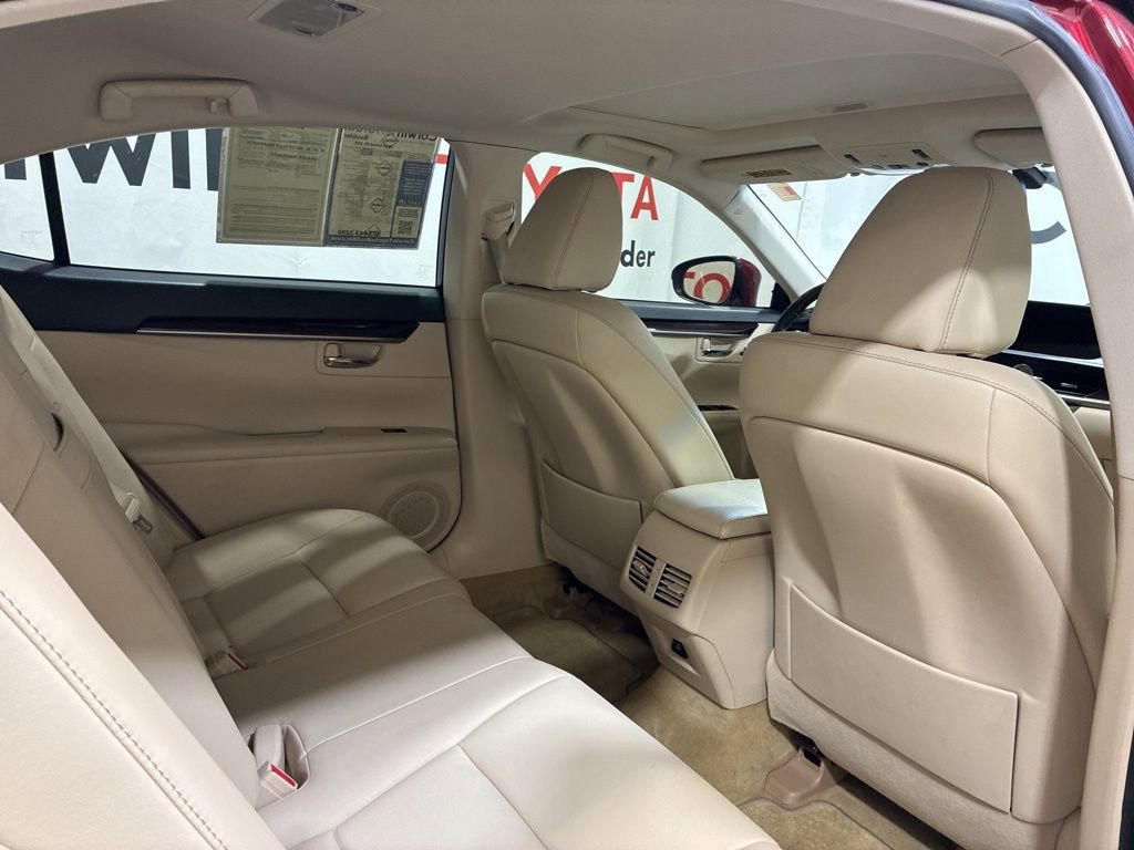 Used 2013 Lexus ES 350 w/ Premium Pkg FWD image 16