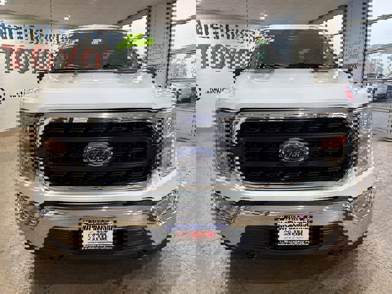 Used 2022 Ford F150 XLT w/ Trailer Tow Package image 5