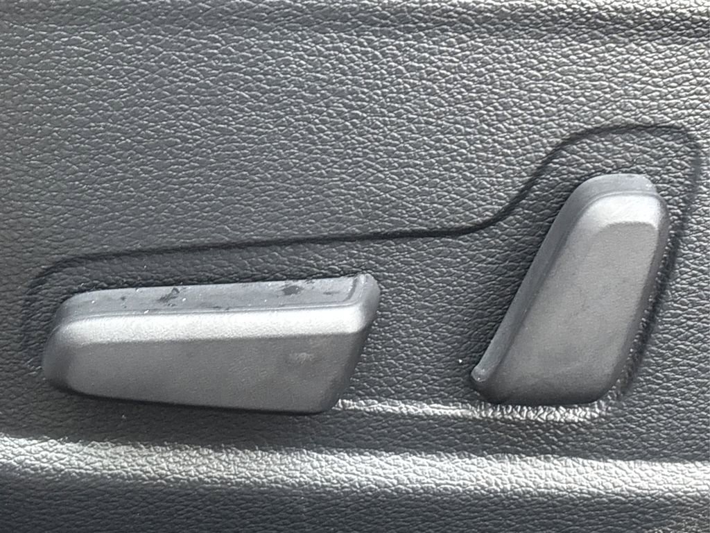 Used 2025 Kia Soul GT-Line w/ GT-Line Technology Package image 39