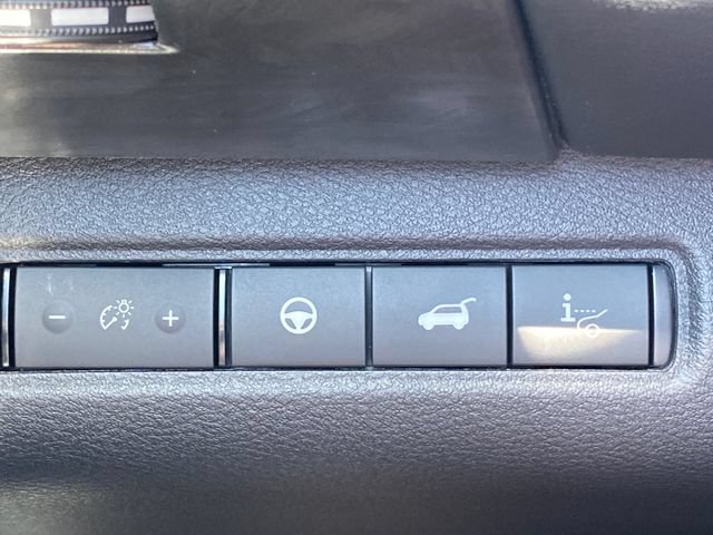 New 2026 Nissan Pathfinder Platinum AWD/4WD image 16