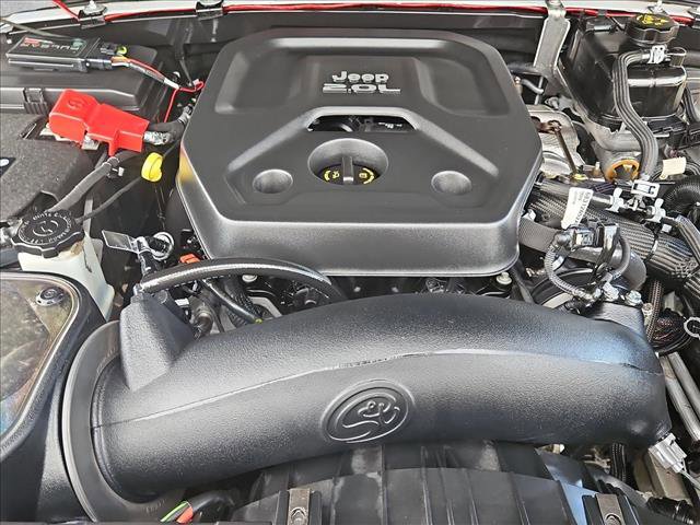Used 2018 Jeep Wrangler Unlimited Sport AWD/4WD image 23