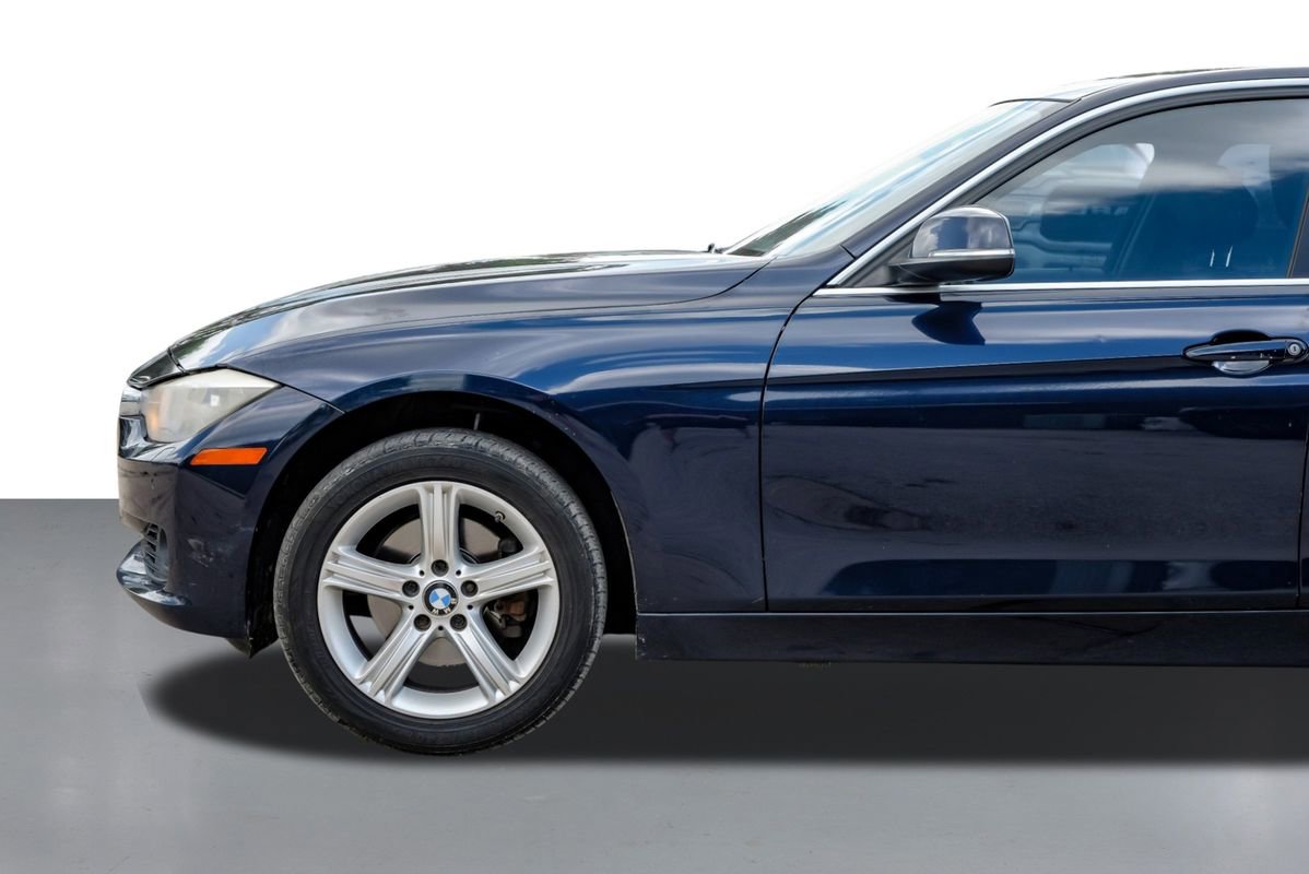 Used 2015 BMW 328i xDrive Sedan image 9