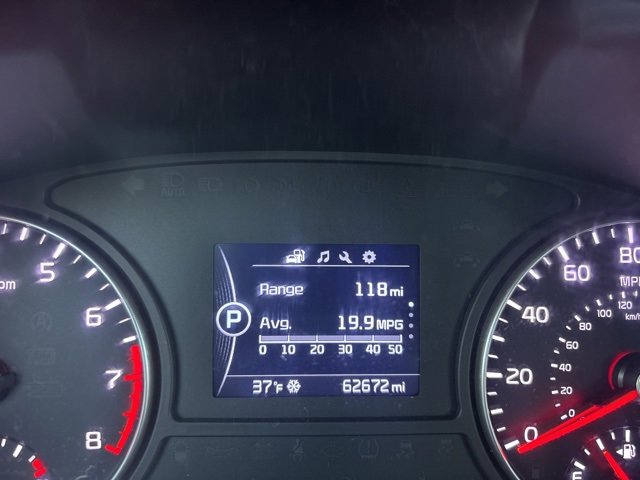 Used 2018 Kia Optima S w/ Panoramic Sunroof Package image 11