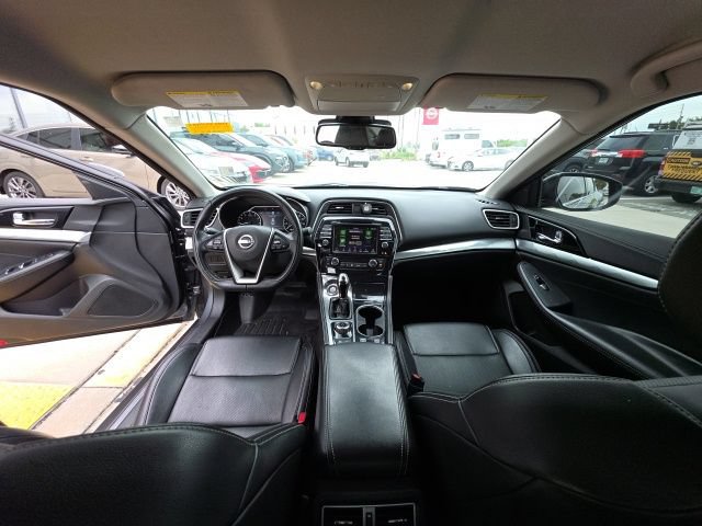 Used 2023 Nissan Maxima SV w/ Floor Mat Group FWD image 25