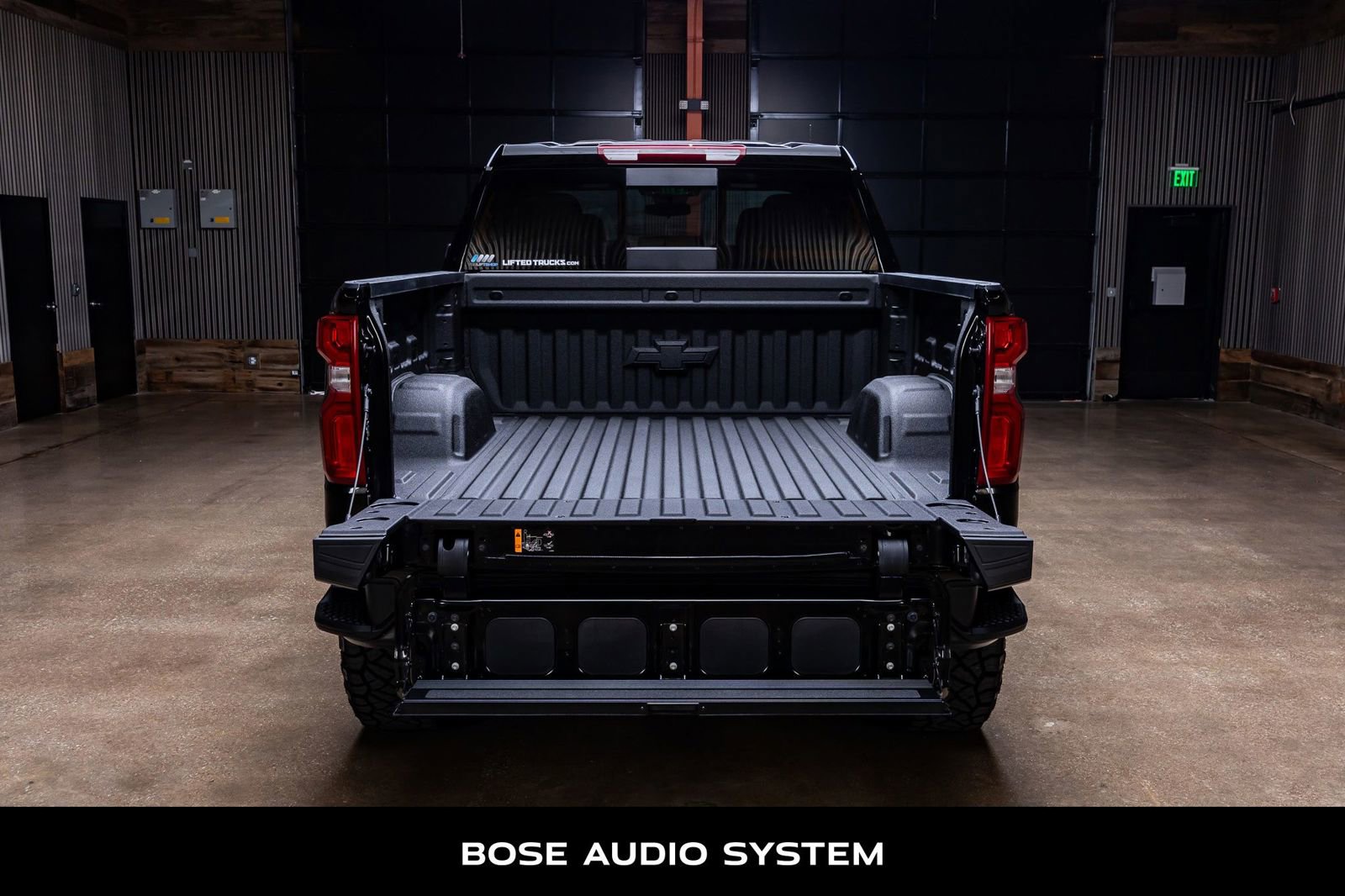 Used 2026 Chevrolet Silverado 1500 LT Trail Boss w/ LT Trail Boss Premium Package AWD/4WD image 9