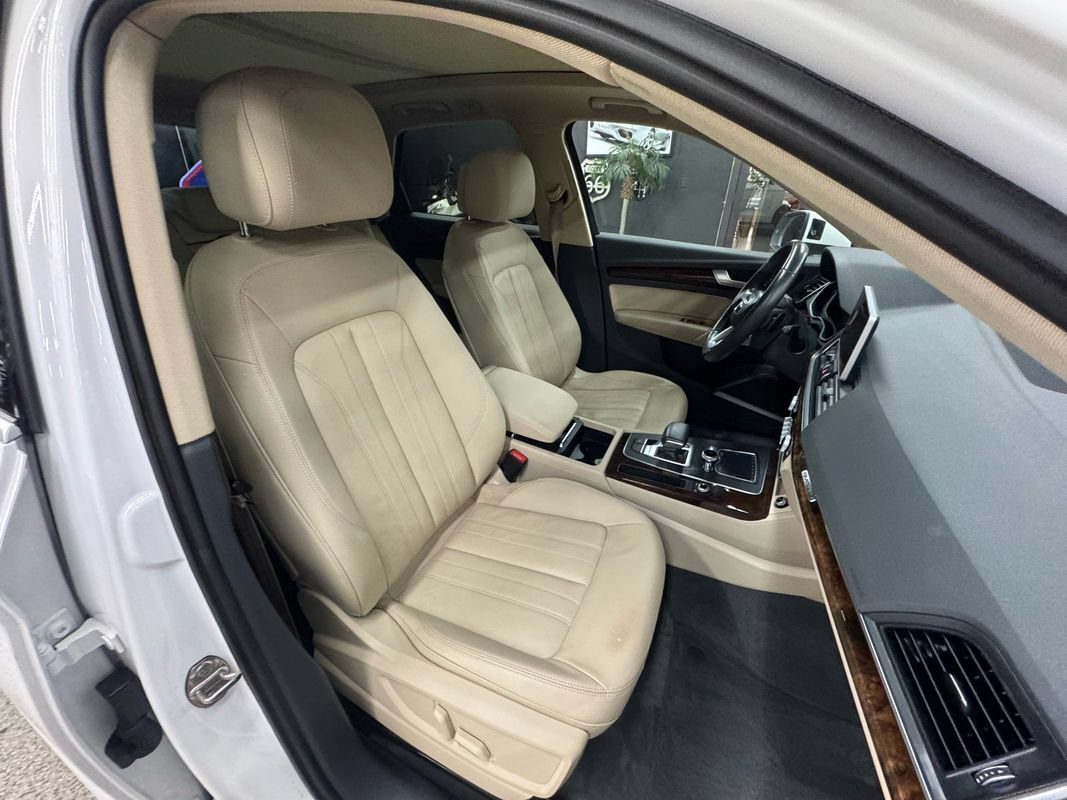 Used 2018 Audi Q5 2.0T Premium Plus w/ Premium Plus Package AWD/4WD image 21