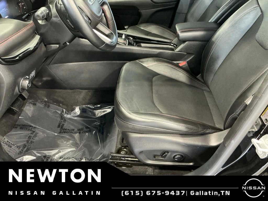 Used 2022 Jeep Compass Trailhawk w/ Trailhawk Convenience Group AWD/4WD image 13