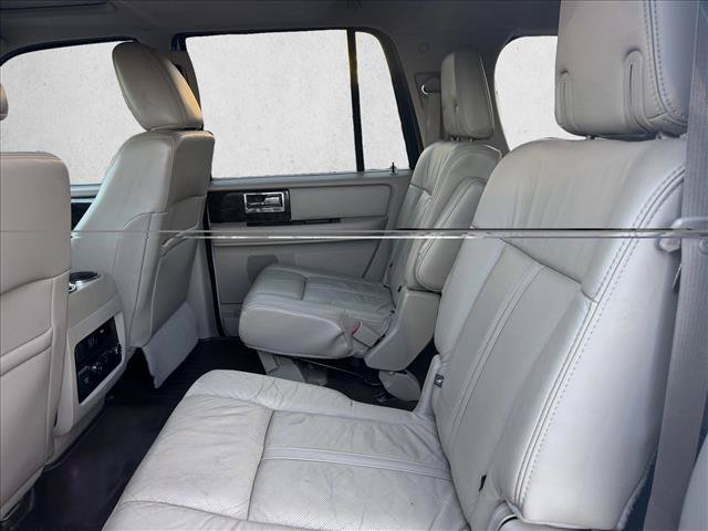 Used 2015 Lincoln Navigator L 2WD image 10
