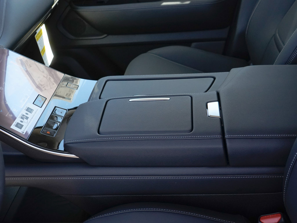 New 2026 INFINITI QX80 Pure w/ Cargo Package image 24