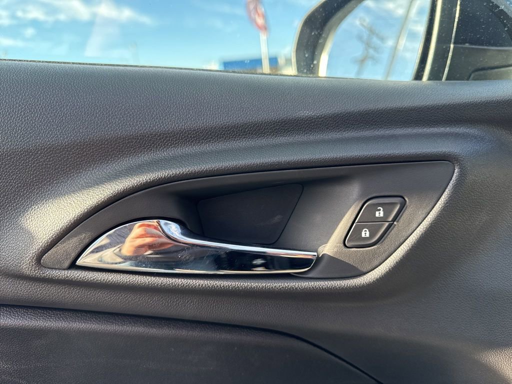 New 2026 Chevrolet Trax RS FWD image 10