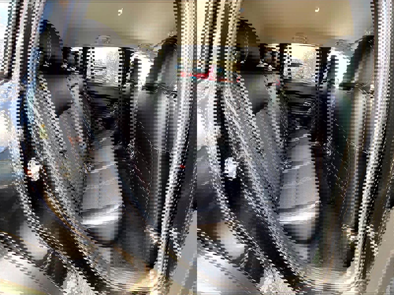 Used 2024 MAZDA CX-50 AWD 2.5 S w/ Preferred Package image 16