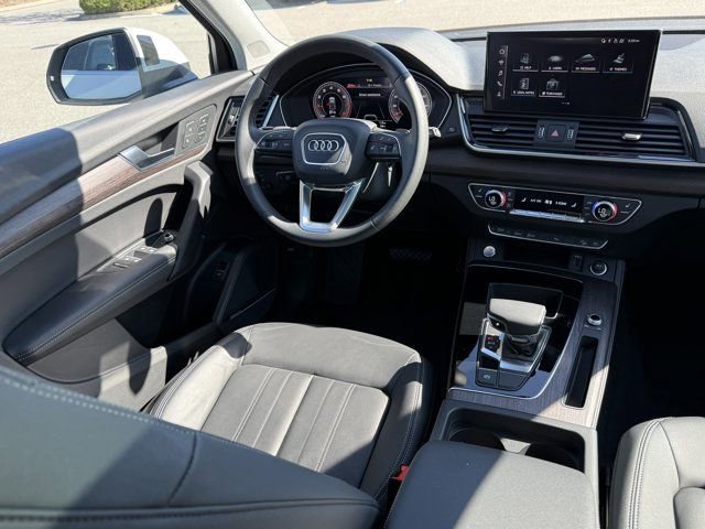 Certified 2023 Audi Q5 2.0T Premium Plus w/ Premium Plus Package AWD/4WD image 15