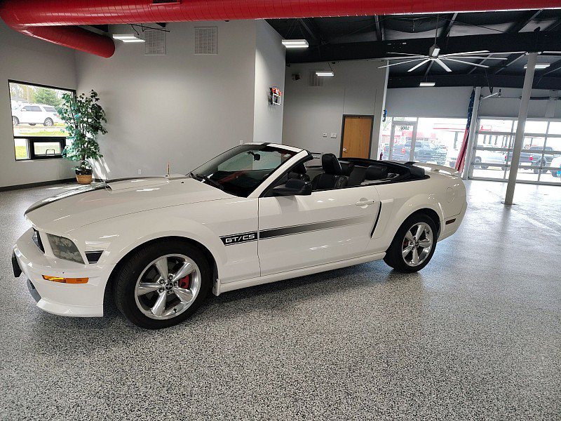 Used 2008 Ford Mustang GT Premium RWD image 6