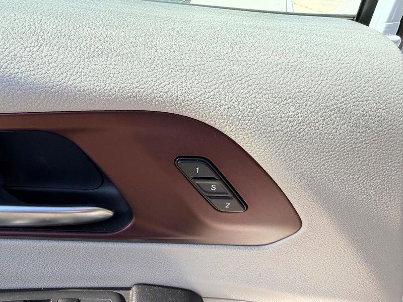 Used 2020 Chrysler Pacifica Limited FWD image 21