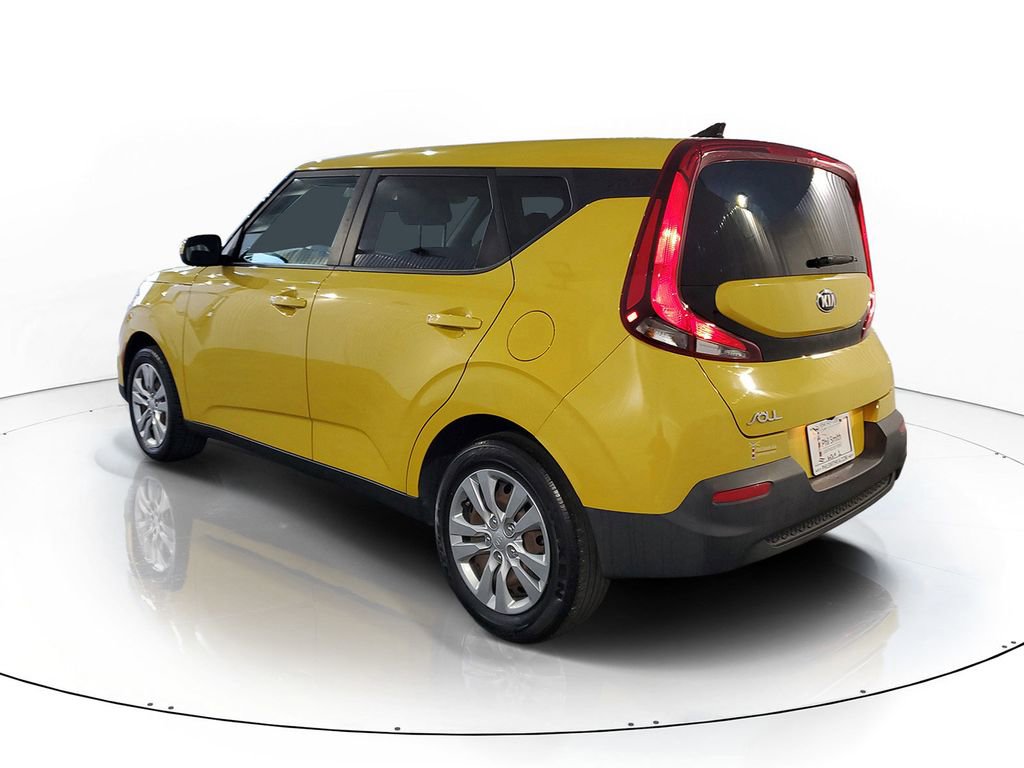 Used 2020 Kia Soul LX FWD image 4