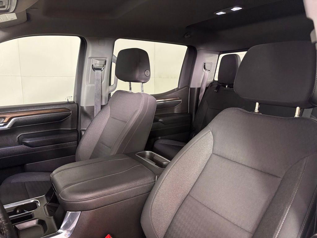 Used 2024 Chevrolet Silverado 1500 LT Trail Boss w/ Convenience Package II image 22