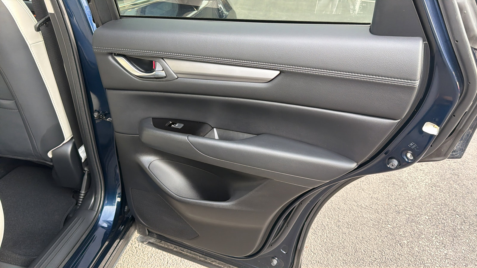 Certified 2023 MAZDA CX-5 AWD 2.5 S w/ Preferred Package image 31