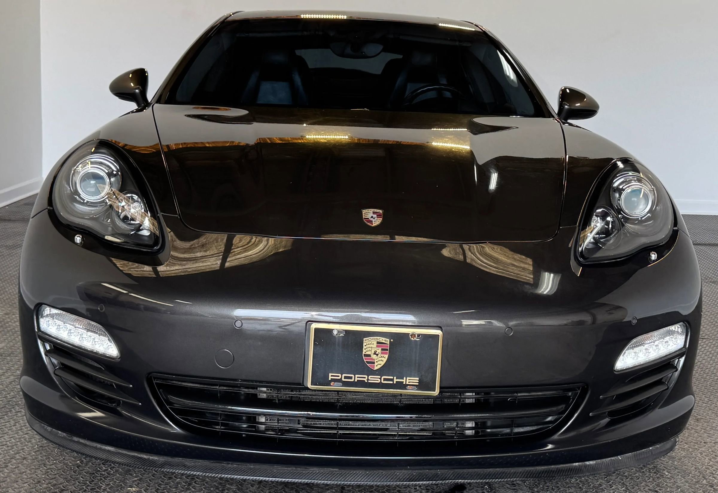 Used 2013 Porsche Panamera S image 3