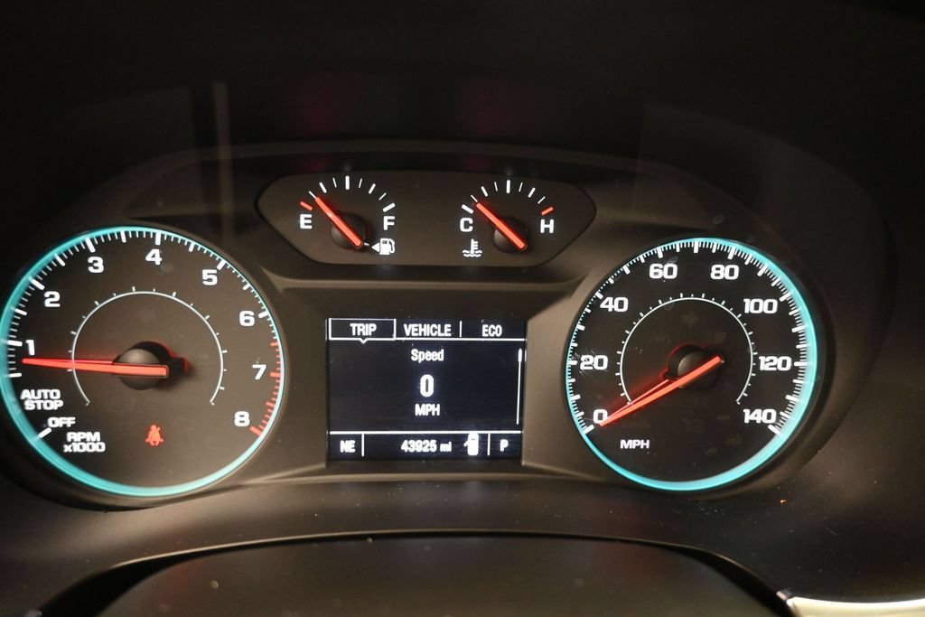 Used 2022 Chevrolet Traverse LS FWD image 15