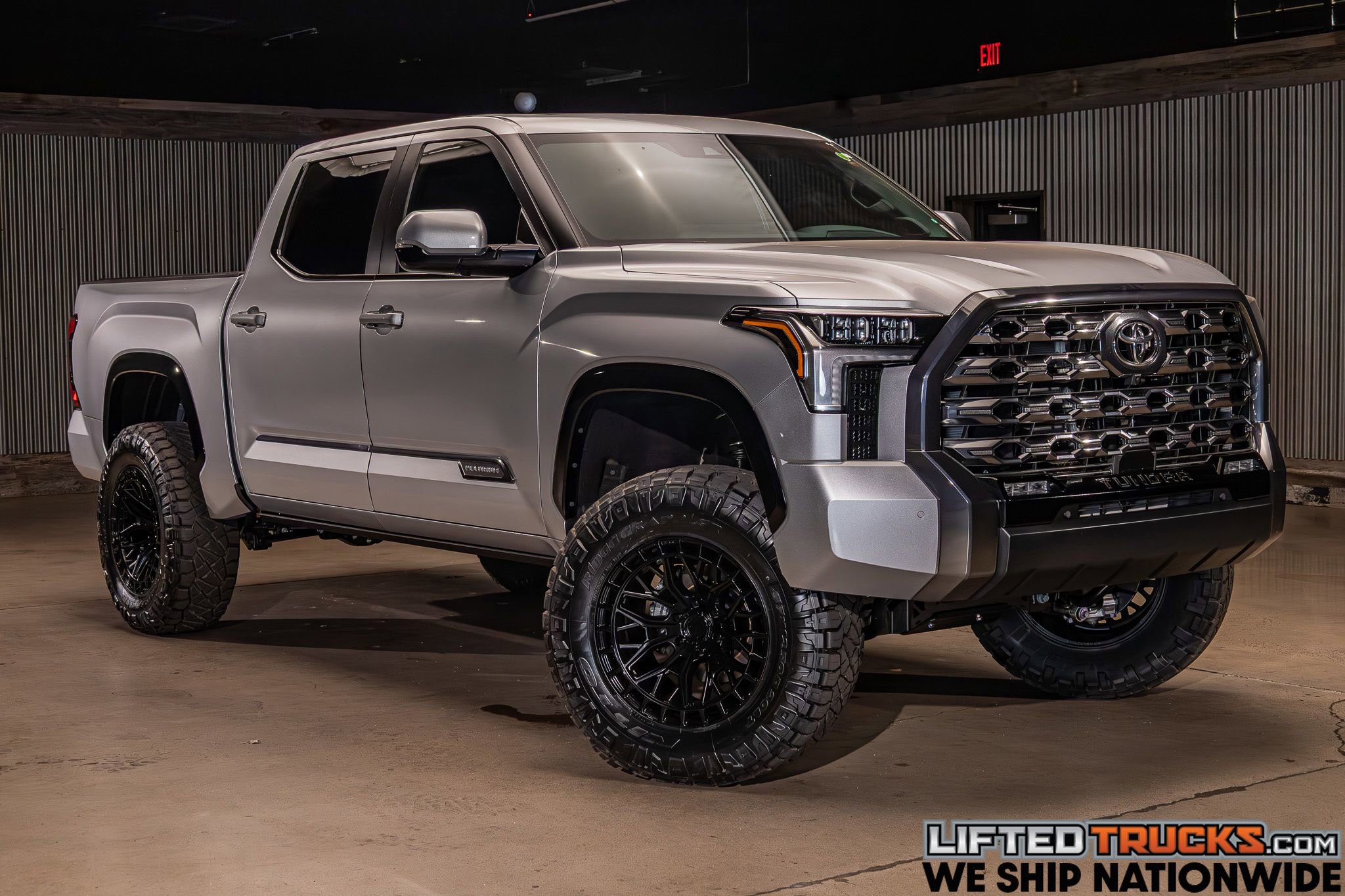 Used 2026 Toyota Tundra Platinum AWD/4WD image 1