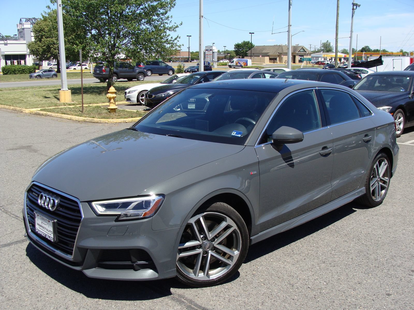 Used 2019 Audi A3 2.0T Premium Plus AWD/4WD image 3