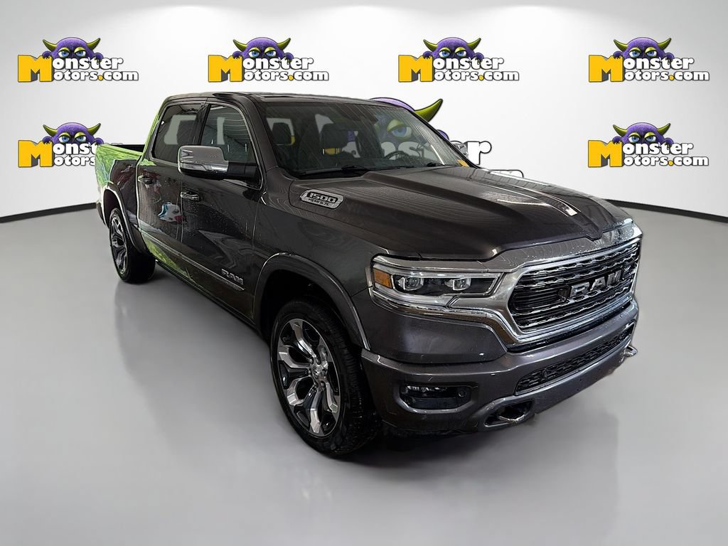 Used 2022 RAM 1500 Limited w/ Body-Colour Bumper Group AWD/4WD image 3